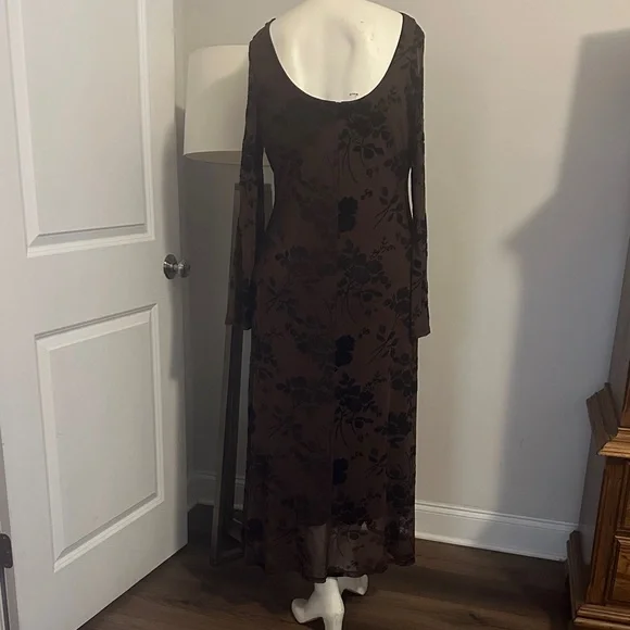 Harlow Brown Floral Long Sleeve Maxi Dress - Picture 8 of 17